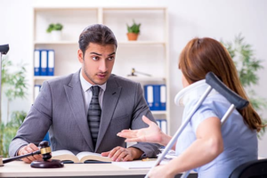 Accident Lawyers in Phoenix: What You Should Know Before Filing a Personal Injury Claim